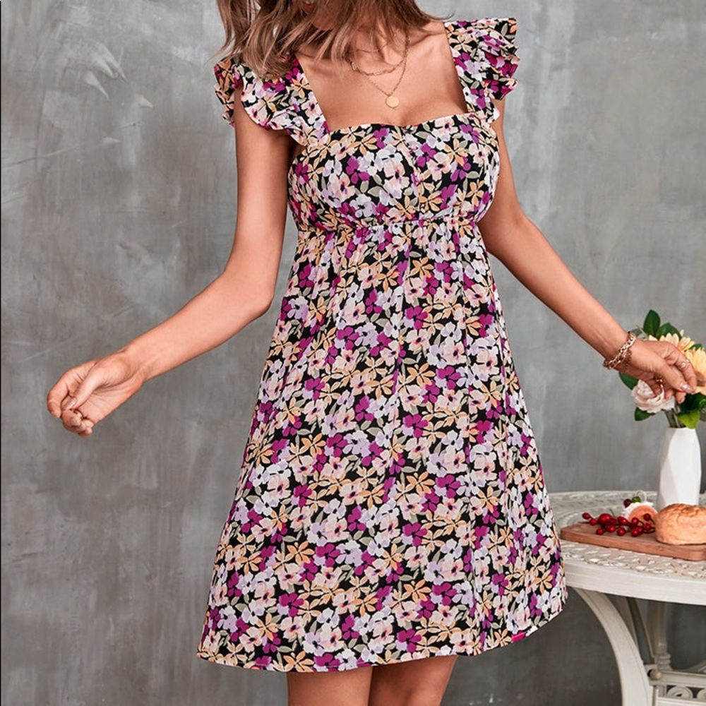 NWT Cupshe Floral Square Neck Cut Out Dress